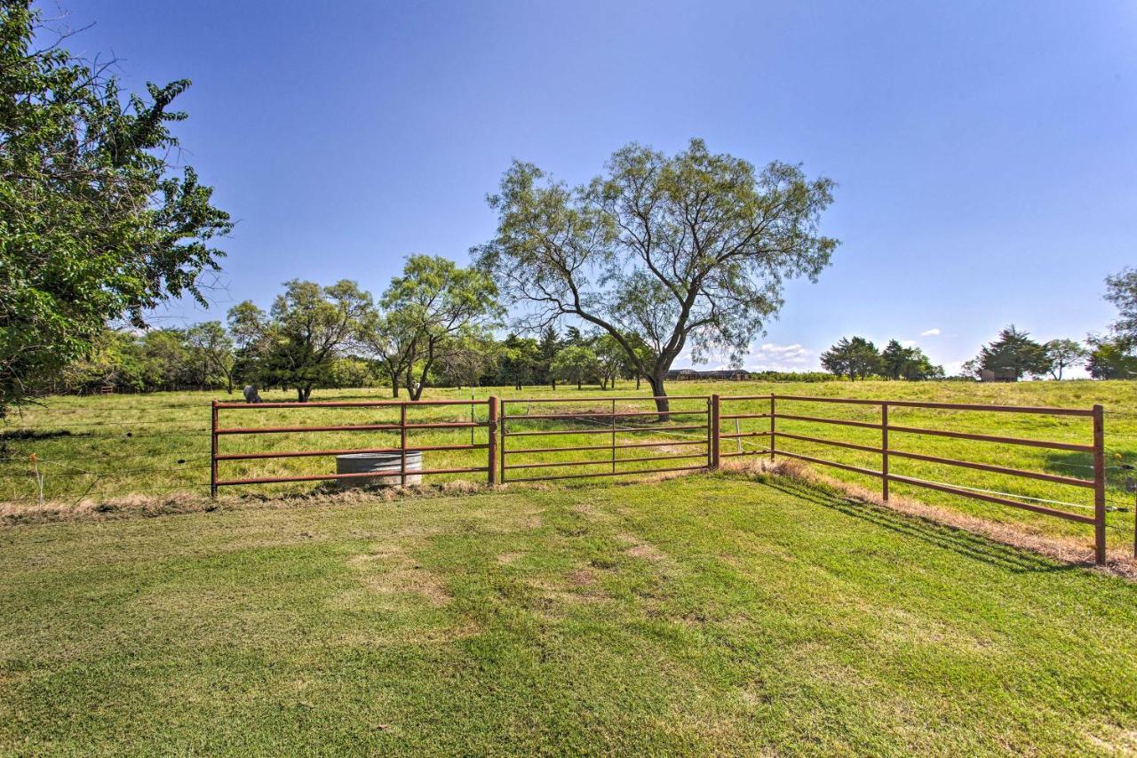 Texas Cabin On 130 Acres Walk To Lake Ray Roberts Collinsville Экстерьер фото